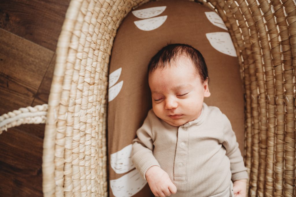 newborn photo thunder bay