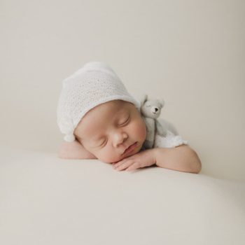Newborn & Baby Photo in Thunder Bay